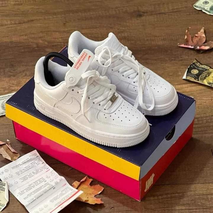 NIKE FORCE ONE 1.1